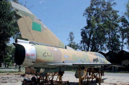 Libyan Mirage 5DE in Pakistan Photo: Alan Warnies