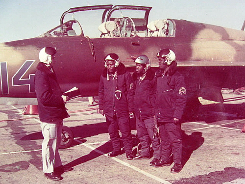 African students and the Soviet instructor in front of their MiG-21UM 'Mongol-B' trainer aircraft at Kant airbase.