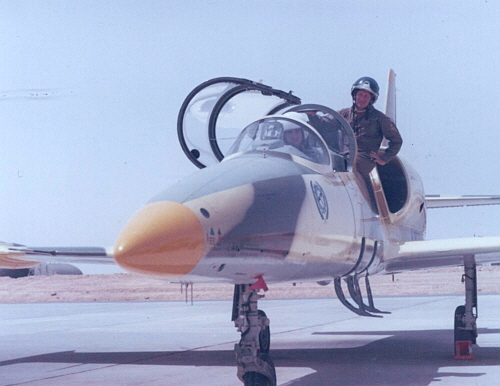 Czechoslovakian instructors from the Sirte Air High School with Libyan L-39ZO Albatros aircraft at Ghardabiya air base in the mid-1980s. Right photo: V clav Palecek, Left photo: V. Havnera pilotialetadla.cz Czechoslovakian instructors from the Sirte Air High School with Libyan L-39ZO Albatros aircraft at Ghardabiya air base in the mid-1980s. Right photo: V clav Palecek, Left photo: V. Havnera pilotialetadla.cz