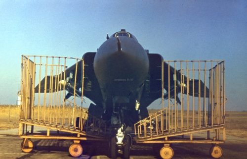 Soviet MiG-23P Flogger-G at Privolzhskiy, Astrakhan airport with R-24 AA-7 Apex and R-60M AA-8 Aphid missile