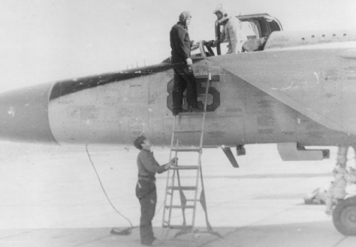 Soviet Crew of the MiG-25P Foxbat-A at Nasosnaya airport close to Baku city in 1983