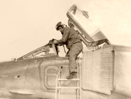 Bulgarian pilot retraining to MiG-23BN Flogger-H in Soviet Union