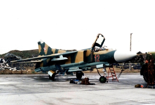 Hungarian MiG-23MF Flogger-B Camouflage at Ppa air base. Photo: Szcs Lszl