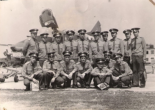 Pilots of the 236th regiment at the Lipetsk Training Center on MiG-27 'Flogger-D' retraining in 1977