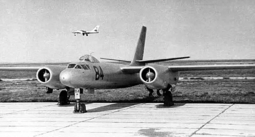 Emba Karas airport IL-28U trainer