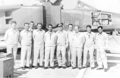 First group of Czechoslovak Air Forces pilots and soviet instructor in front of theirs MiG-23BN Flogger-H fighter-bomber aircraft in Lugovaya in 1977. Photo: HEMA